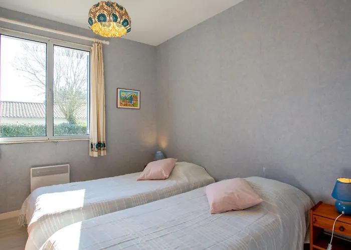 בית נופש La Bruyere By Interhome לה ברנרי-אן-רץ