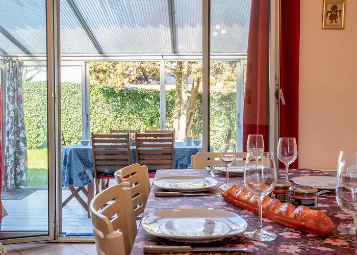 La Bruyere By Interhome לה ברנרי-אן-רץ