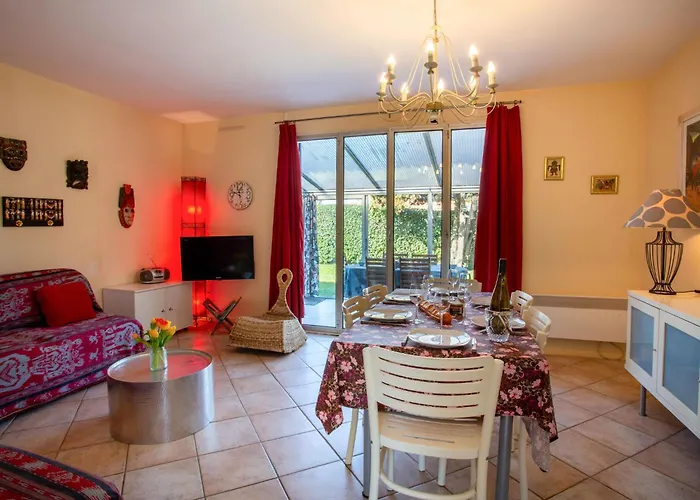 La Bruyere By Interhome לה ברנרי-אן-רץ